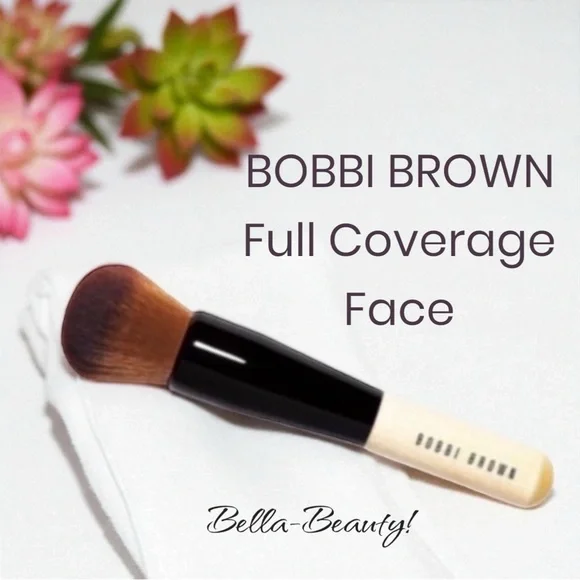 Bobbi Brown Full Coverage Face Brush
~NEW~ - Picture 1 of 4